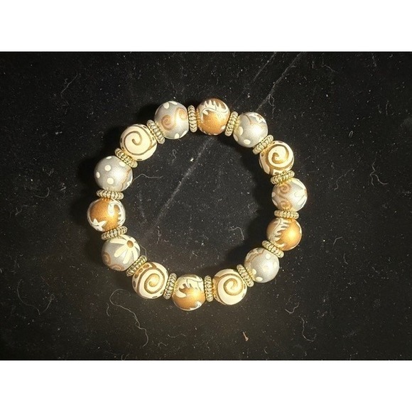 Angela Moore Beaded Stretch Bracelet White Gold Tone Floral Swirl Design - Picture 2 of 3